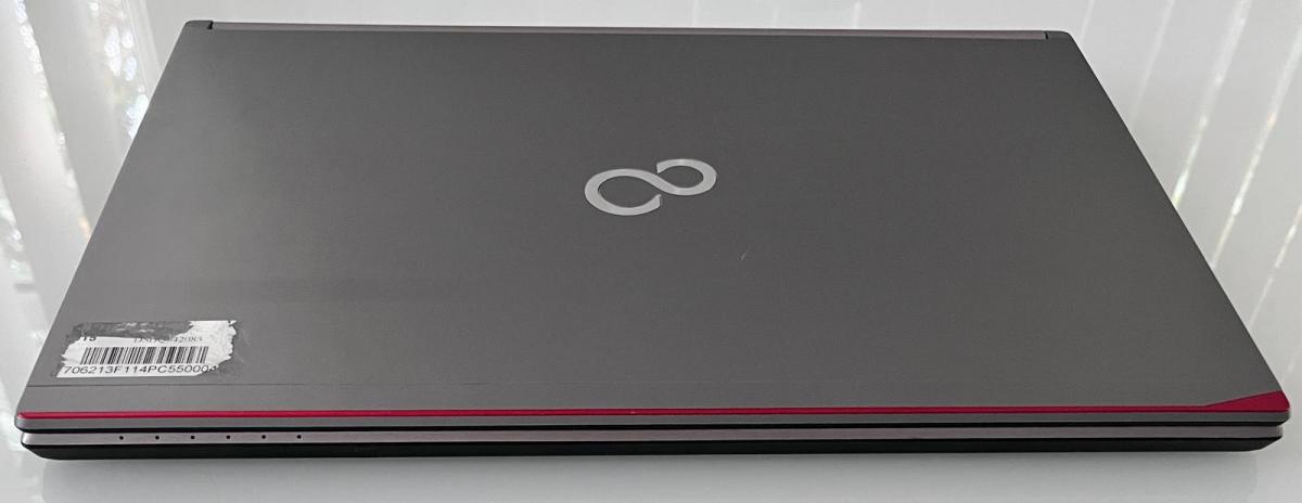 Fujitsu LIFEBOOK E754